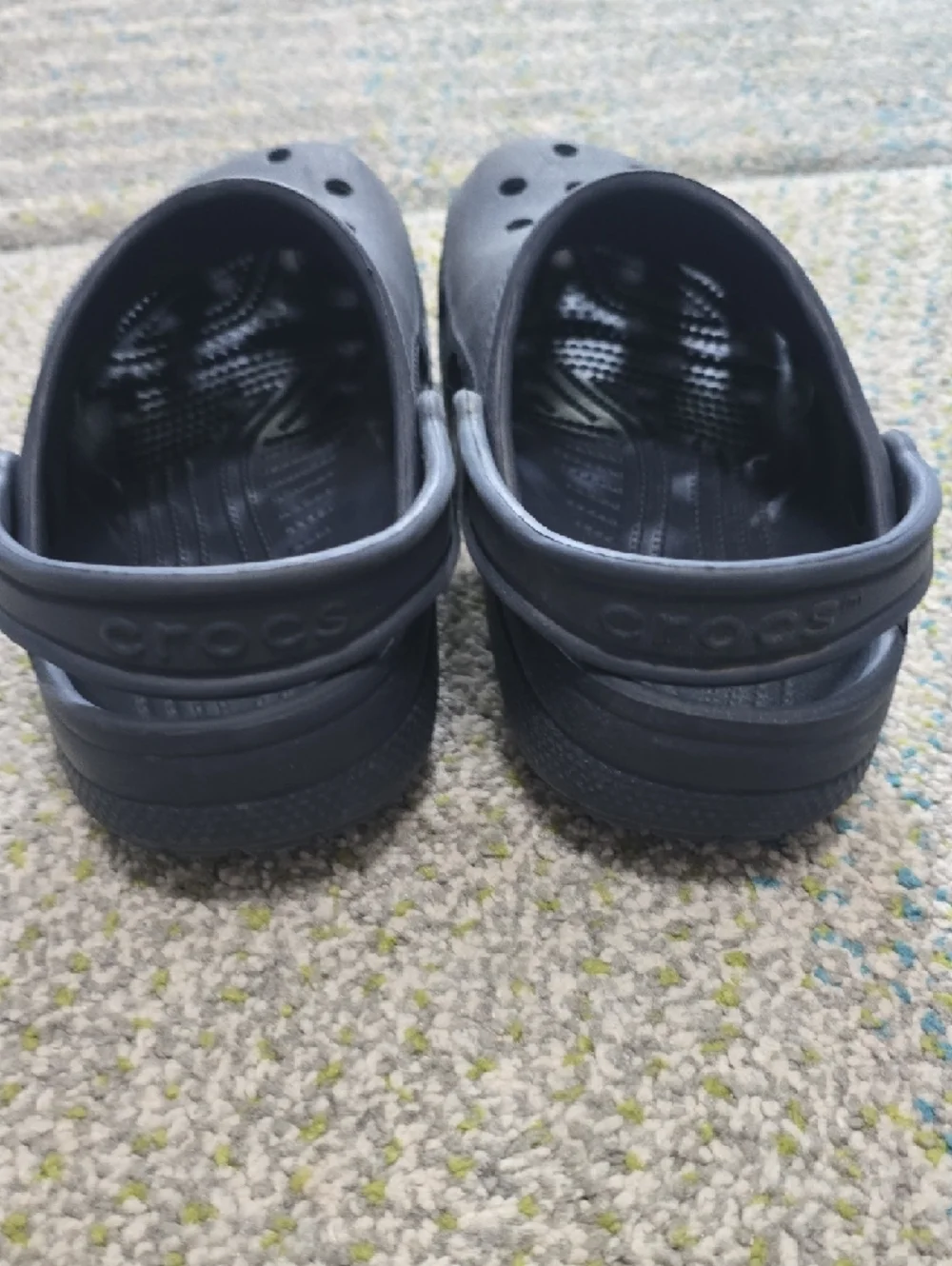 CROCS Kids' Navy Classic Clog Sandals Size 2 - Picture 5 of 9